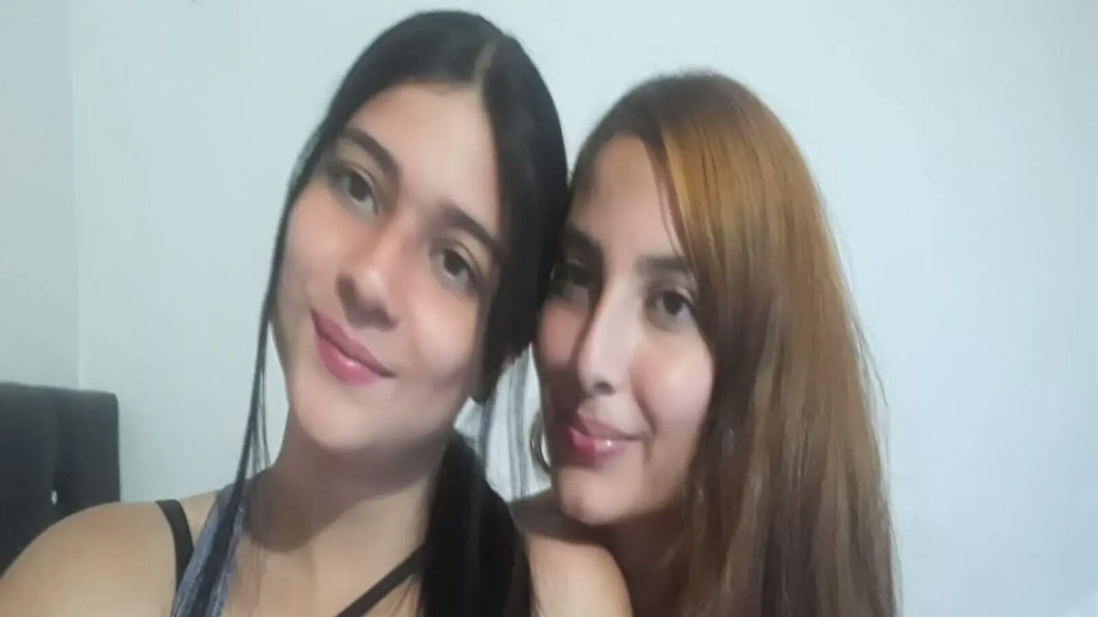 YuliethandSarita's Webcam Recorded